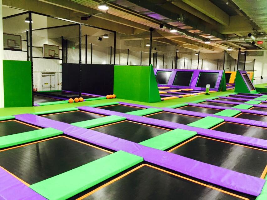 indoor trampoline park london