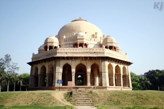 lodi-tomb